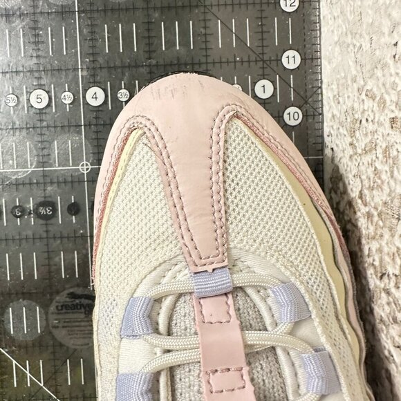 Nike Air Max 95 Women Size 7 CZ5659-001 Barely Rose Ghost Pastel Training Shoes - Picture 11 of 11
